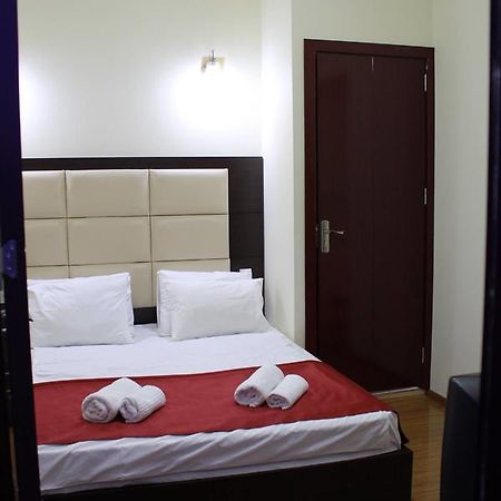 Hotel White Neptun Georgia Tbilisi Esterno foto