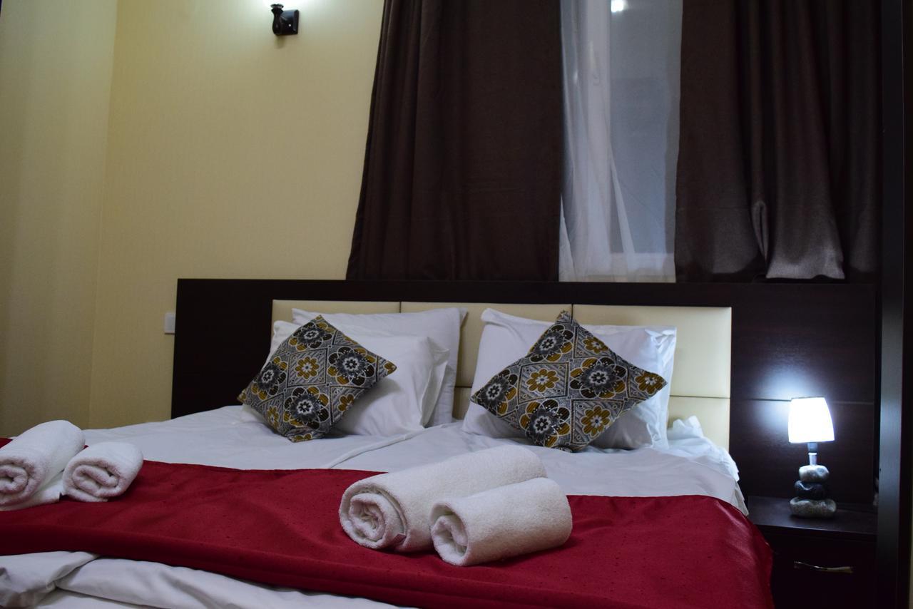 Hotel White Neptun Georgia Tbilisi Esterno foto