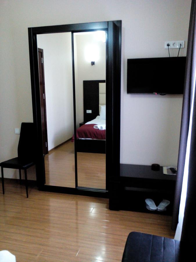 Hotel White Neptun Georgia Tbilisi Esterno foto