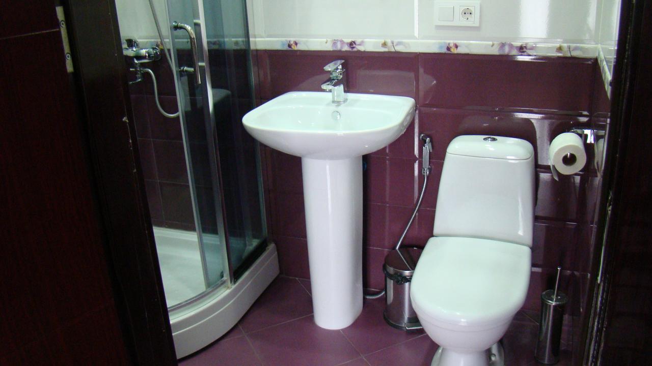Hotel White Neptun Georgia Tbilisi Esterno foto